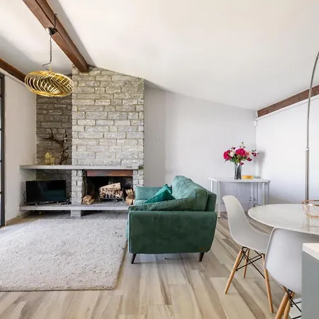 Famiglia Apartment Bee