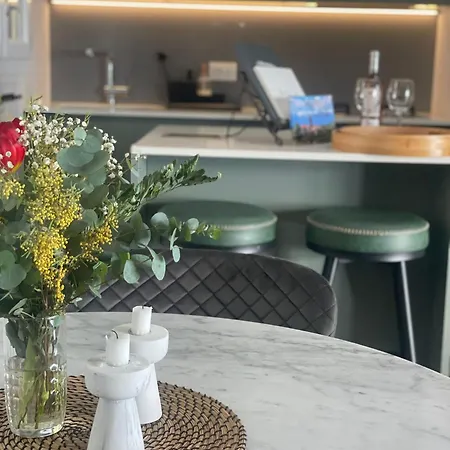 Famiglia Apartment *